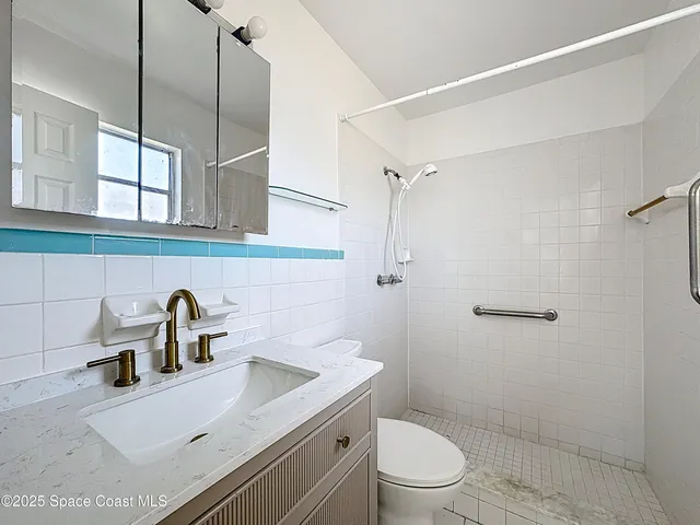 $2,100 | 1076 Coronado Drive, Rockledge, FL 32955