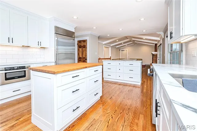 $675,000 | 4302 Brantleigh Heights Court, St. Louis, MO 63128