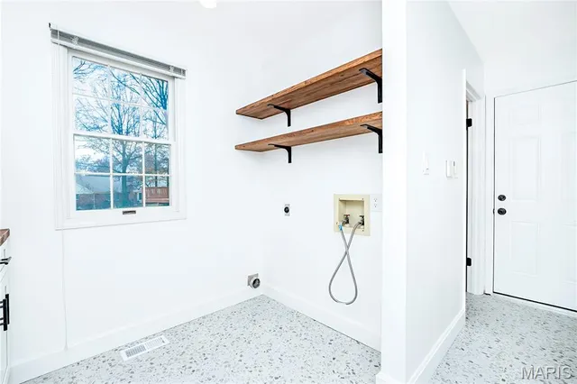 $675,000 | 4302 Brantleigh Heights Court, St. Louis, MO 63128