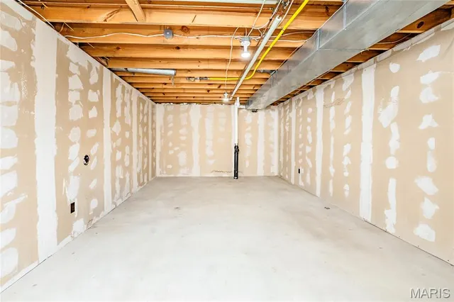 $675,000 | 4302 Brantleigh Heights Court, St. Louis, MO 63128