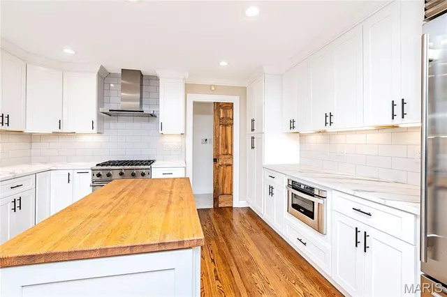 $675,000 | 4302 Brantleigh Heights Court, St. Louis, MO 63128