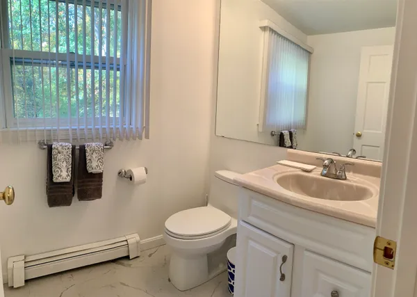 $4,100 | 22 River Bend Circle, Exeter, NH 03833