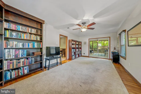 $675,000 | 1634 Nathan Lane, Herndon, VA 20170