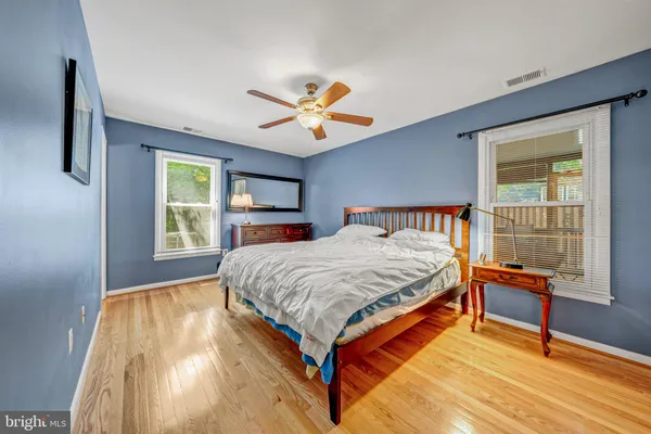 $675,000 | 1634 Nathan Lane, Herndon, VA 20170