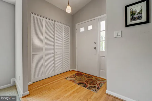 $675,000 | 1634 Nathan Lane, Herndon, VA 20170