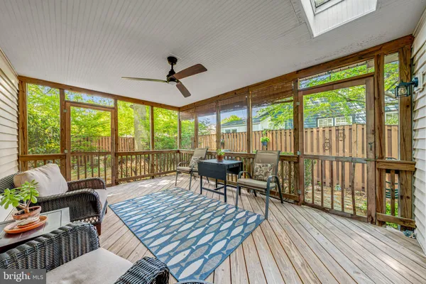 $675,000 | 1634 Nathan Lane, Herndon, VA 20170