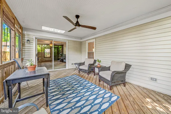 $675,000 | 1634 Nathan Lane, Herndon, VA 20170