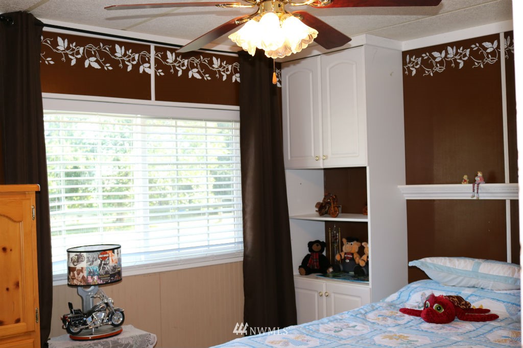 5128 Anderson Road Blaine, WA 98230 - Photo 5 of 11 Gallery Image 5
