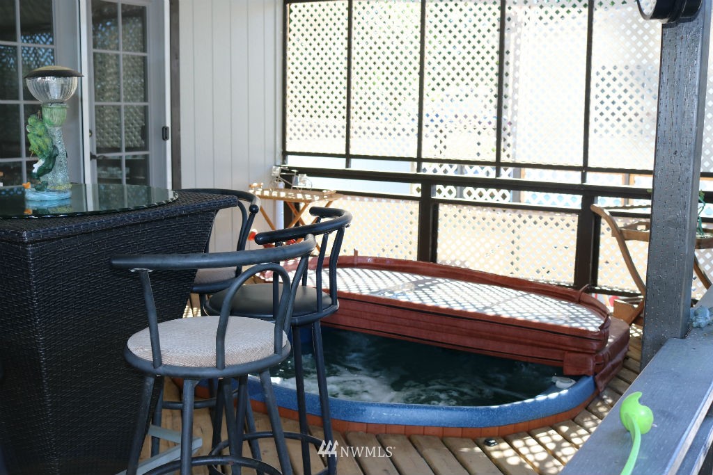 5128 Anderson Road Blaine, WA 98230 - Photo 6 of 11 Gallery Image 6
