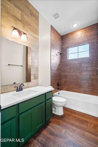 a view of an ocean with a big yard