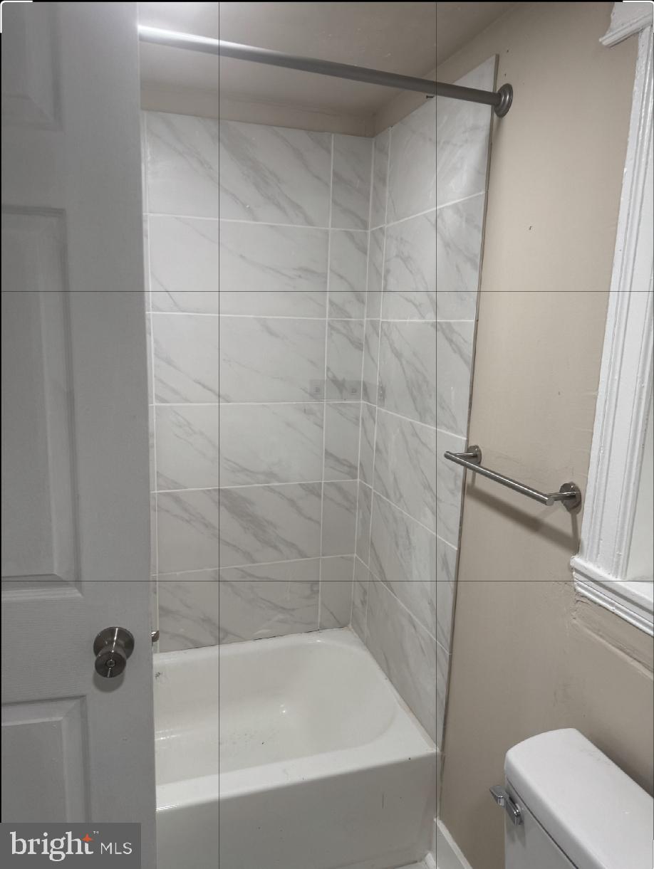 114 Norwood Road Silver Spring, MD 20905 - Photo 4 of 10