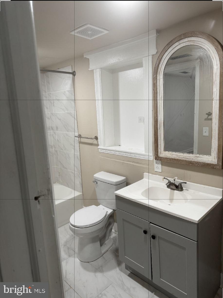 114 Norwood Road Silver Spring, MD 20905 - Photo 5 of 10