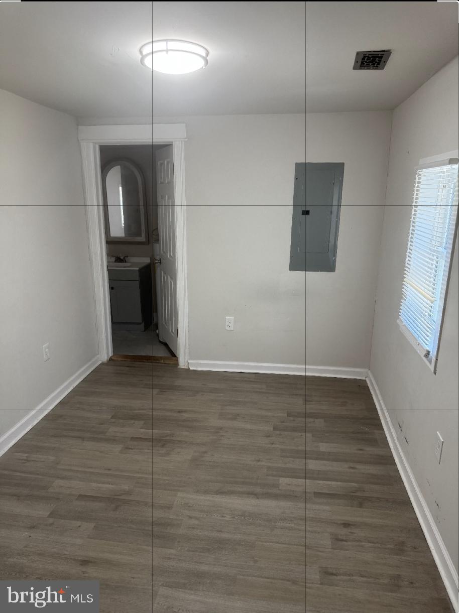 114 Norwood Road Silver Spring, MD 20905 - Photo 7 of 10