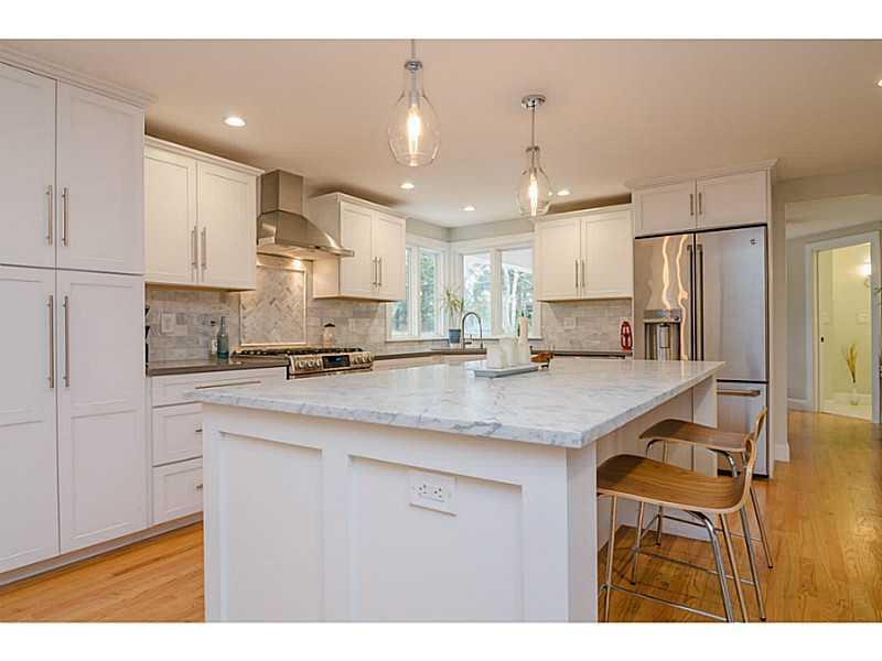 51 Wood Road Cape Elizabeth, ME 04107 - Photo 10 of 35 Kitchen.