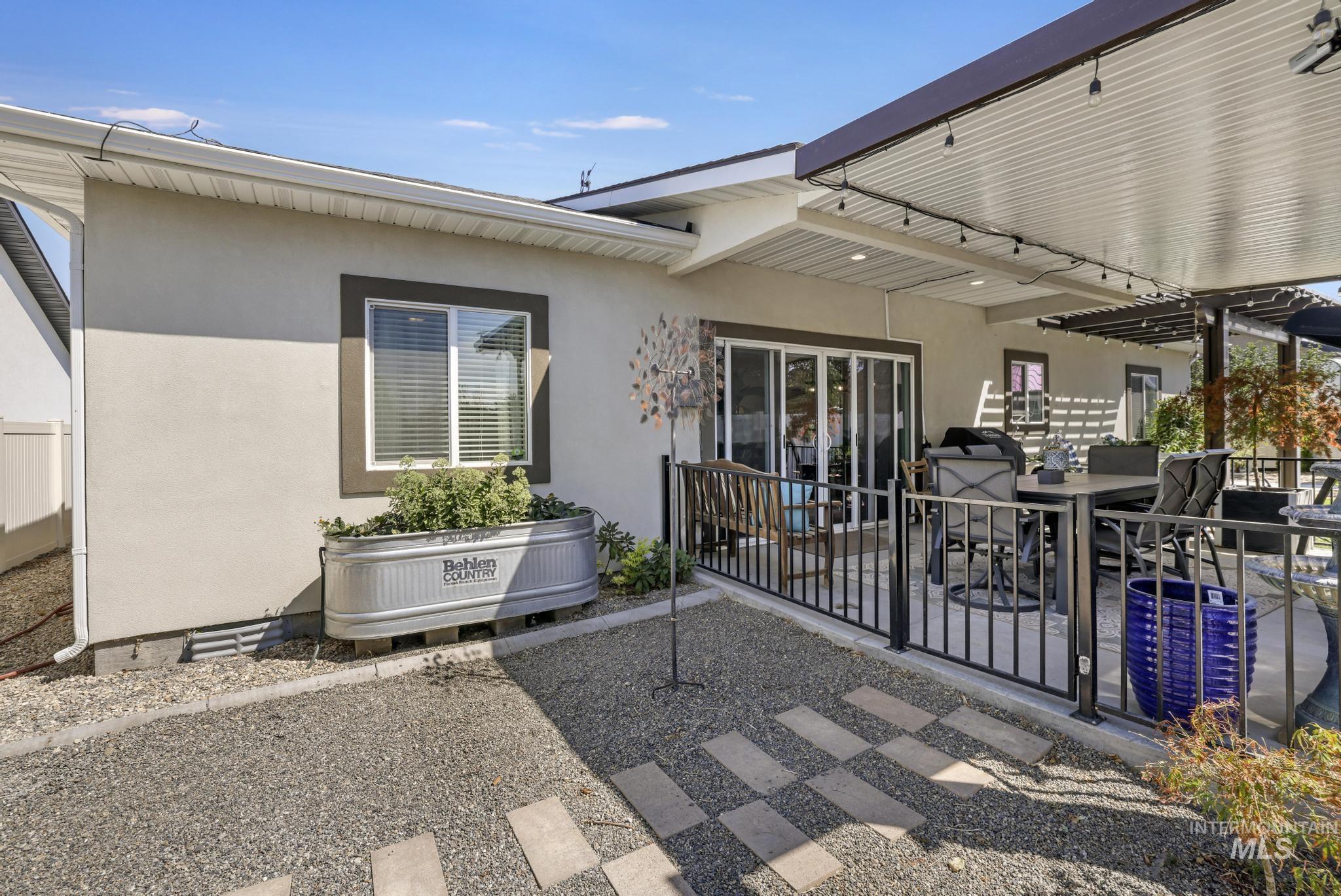 1384 Jump Street Twin Falls, ID 83301 - Photo 27 of 37 View of patio with outdoor dining area