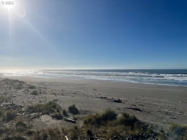a view of an ocean beach