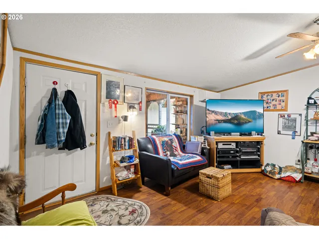 a view of a outdoor space