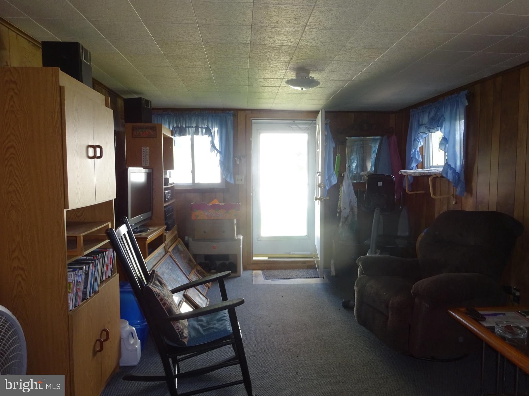 12815 Still Meadow Road Smithsburg, MD 21783 - Photo 14 of 23 Gallery Image 14