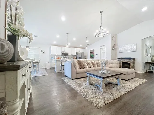 $2,300 | 2027 Dexter Street, Haines City, FL 33844