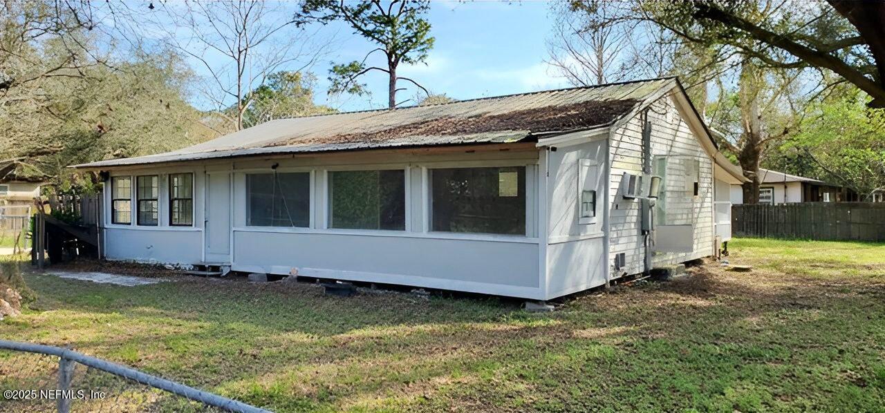 86798 Hester Drive Yulee, FL 32097 - Photo 4 of 10 Side_4