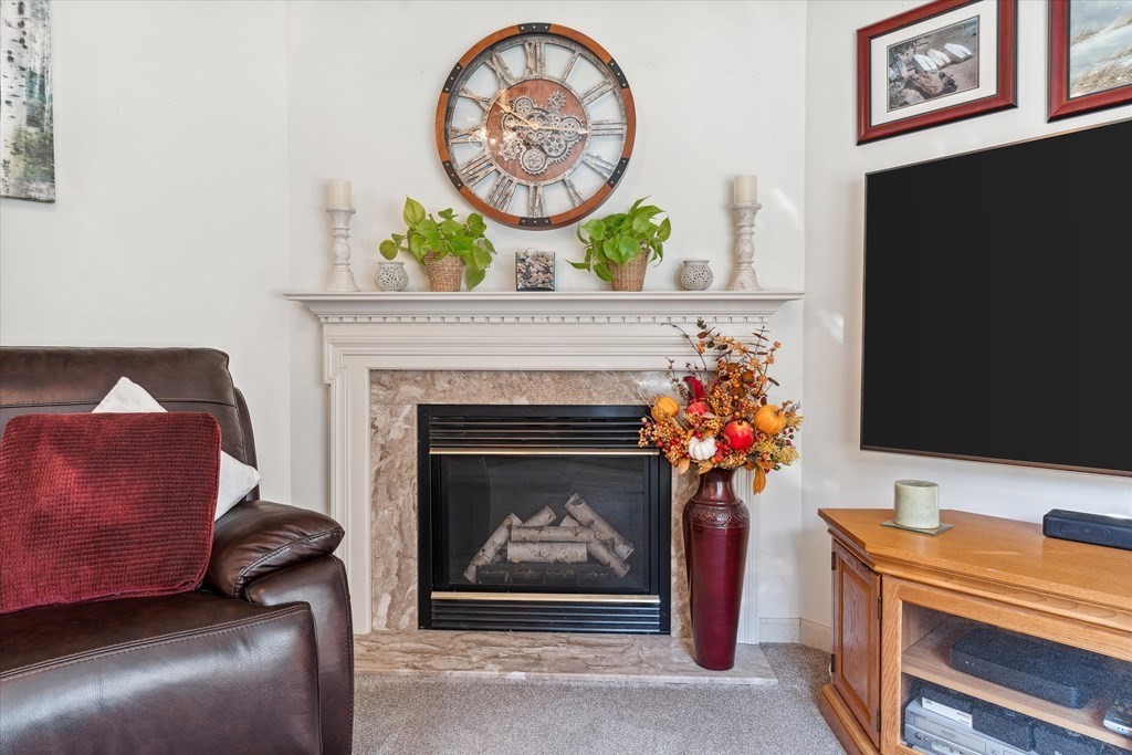 76 Den Quarry Road Lynn, MA 01904 - Photo 4 of 39 Gallery Image 4