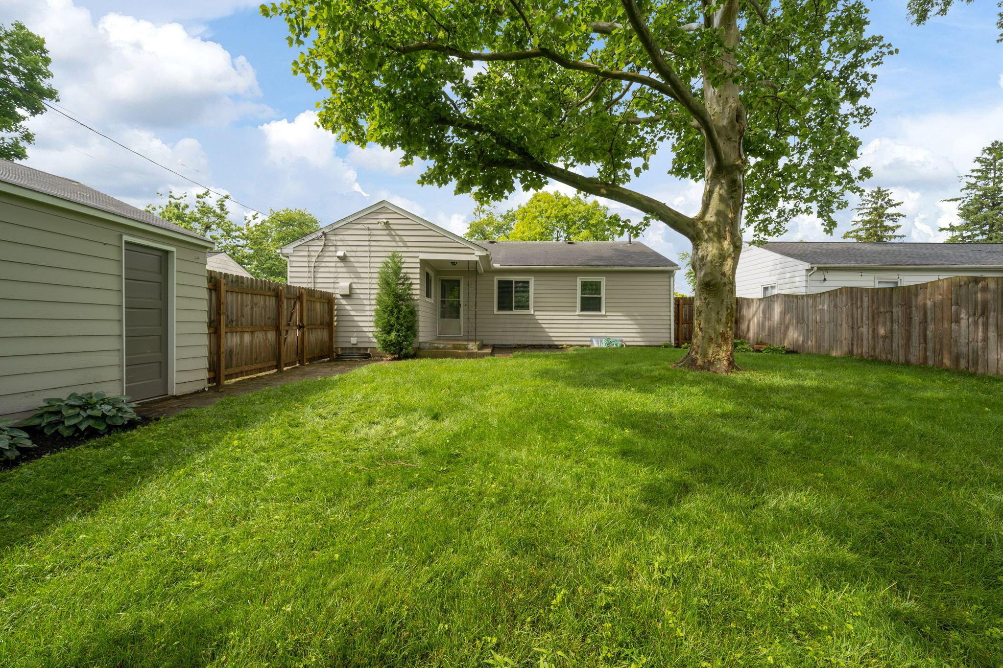 2617 Cranford Road Columbus, OH 43221 - Photo 55 of 64 52-web-or-mls-DSC07463