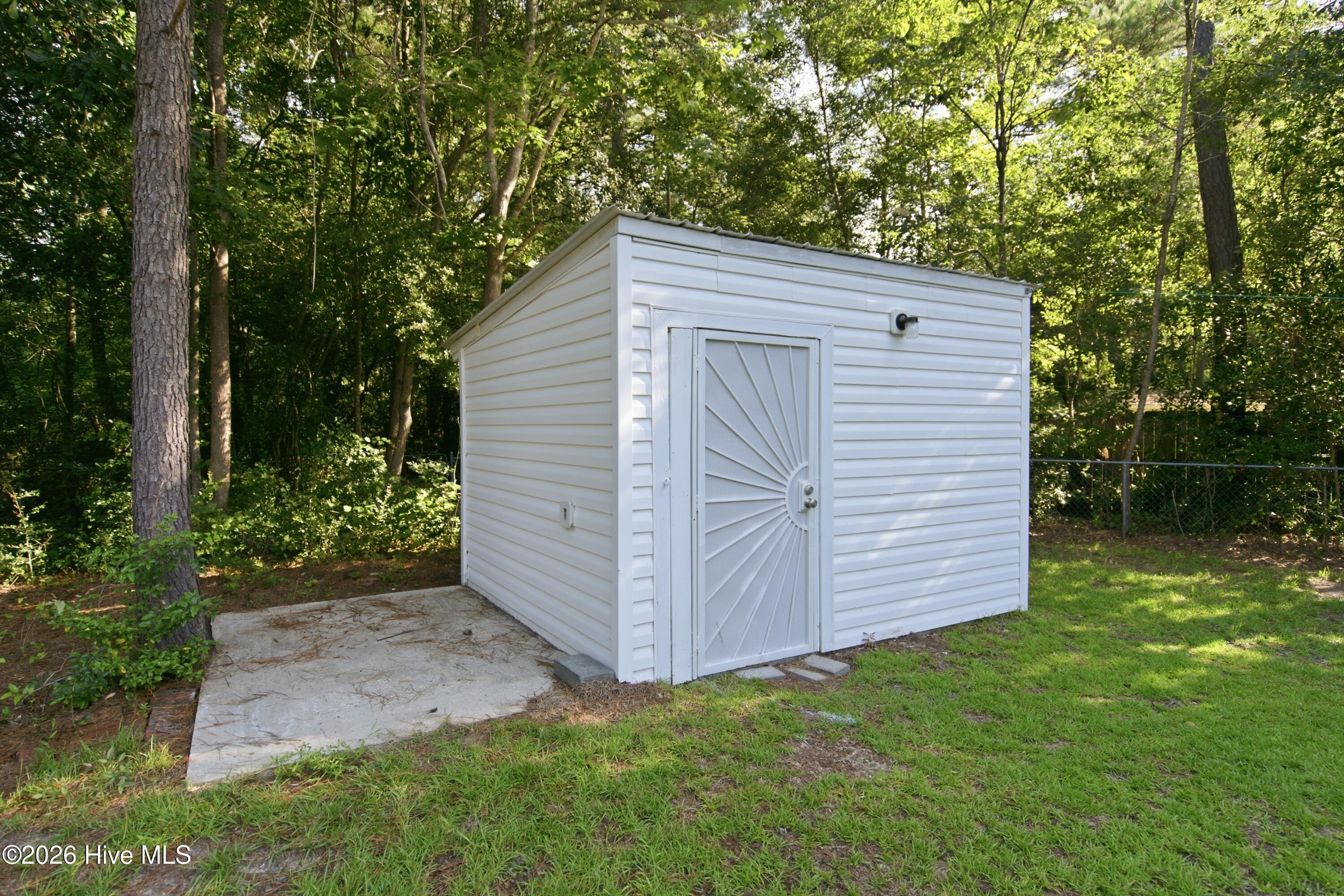 295 Groves Point Circle Hampstead, NC 28443 - Photo 51 of 54 Gallery Image 51