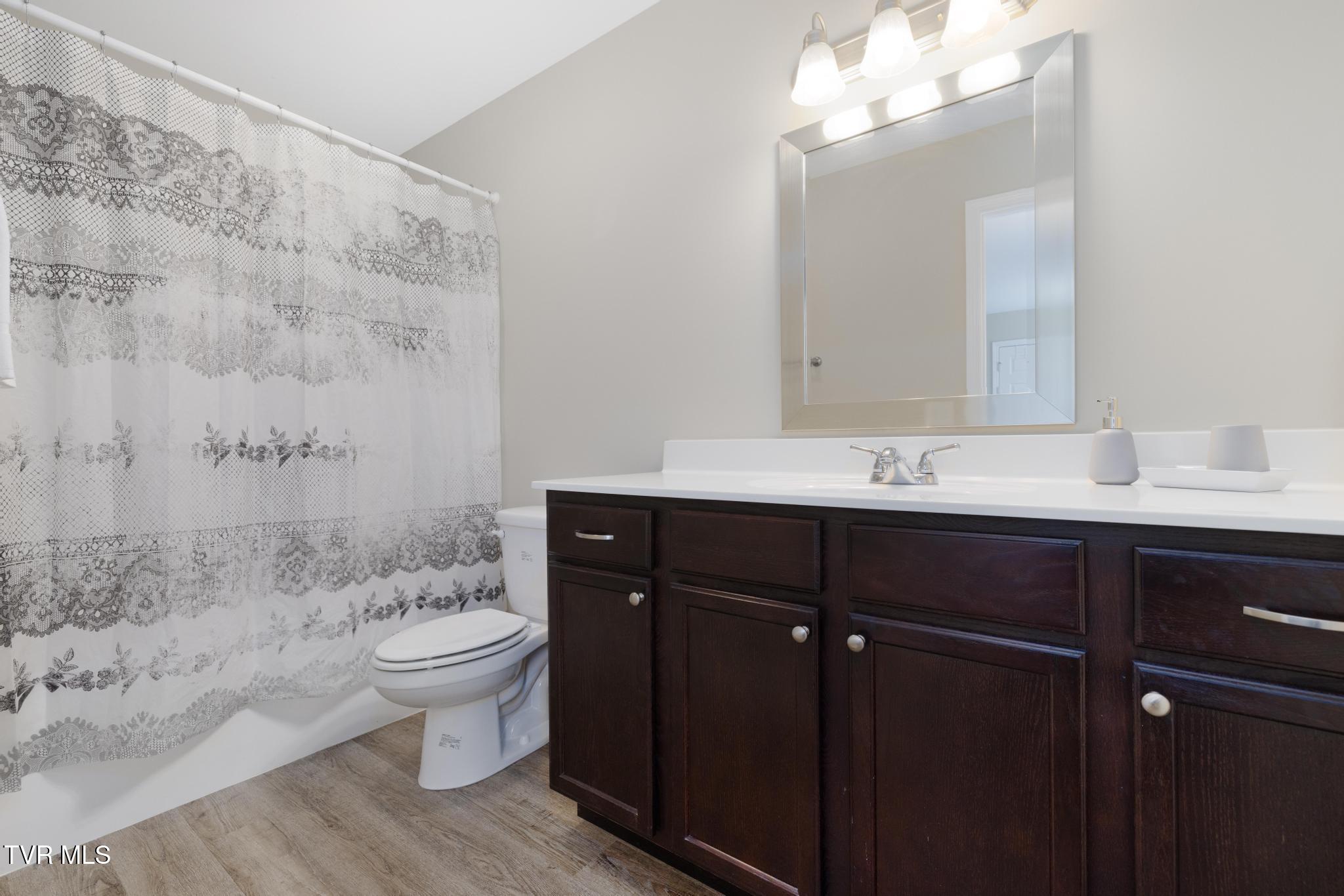 2927 Watauga Road, Unit 9 Johnson City, TN 37601 - Photo 28 of 37 IMG_7470