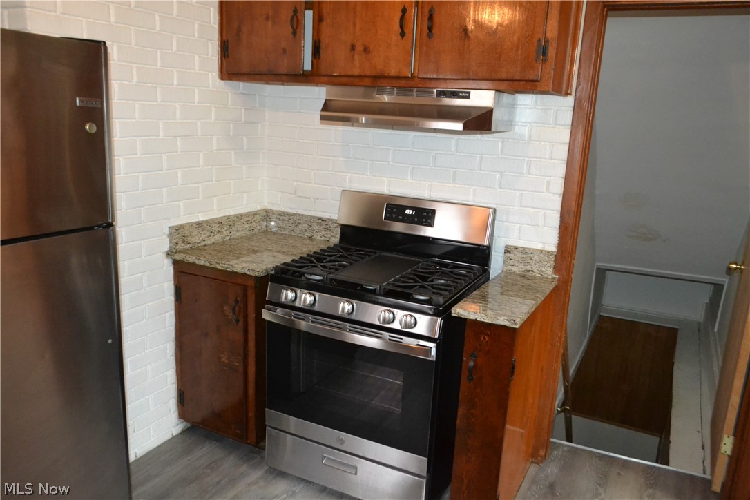 923 Nela View Road Cleveland Heights, OH 44112 - Photo 14 of 32