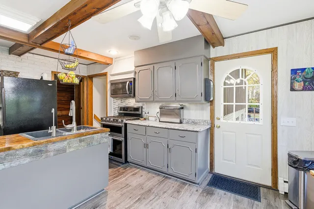 $578,000 | N3897 Business 26, Jefferson, WI 53549