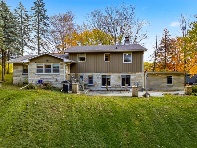 $578,000 | N3897 Business 26, Jefferson, WI 53549