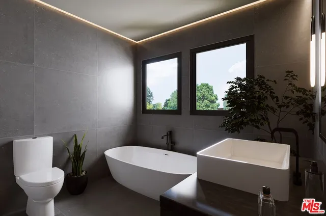 $3,195,000 | 5013 MacAfee Road, Torrance, CA 90505