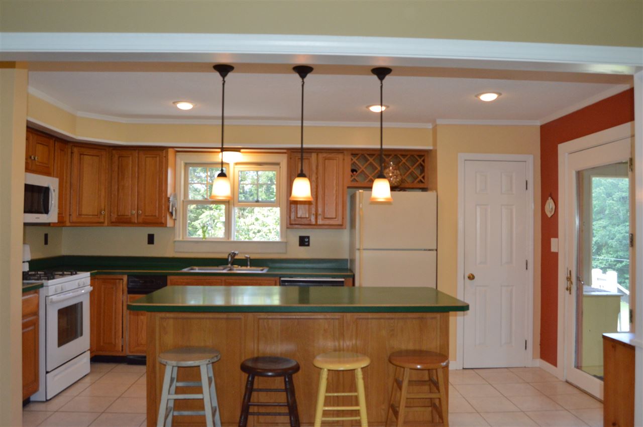 716 Huckle Hill Road Vernon, VT 05354 - Photo 2 of 37 Gallery Image 2