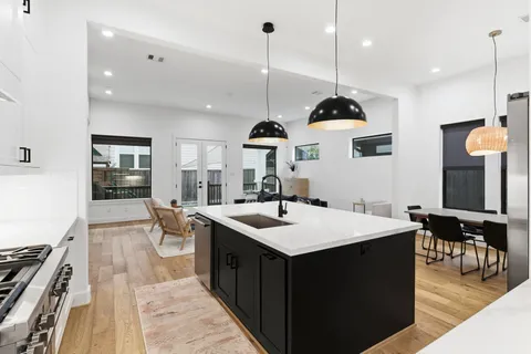 $1,150,000 | 504 Oxford Street, Houston, TX 77007