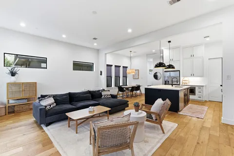 $1,150,000 | 504 Oxford Street, Houston, TX 77007