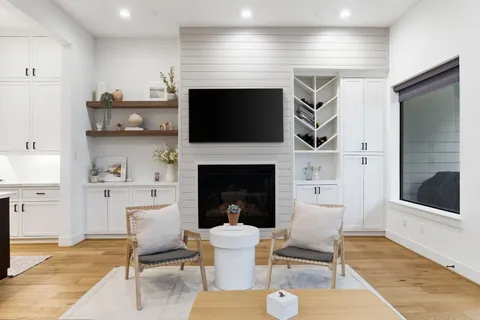 $1,150,000 | 504 Oxford Street, Houston, TX 77007