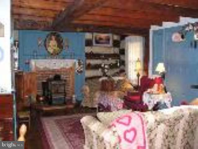 231 Oldtown Road Gardners, PA 17324 - Photo 3 of 9 Gallery Image 3
