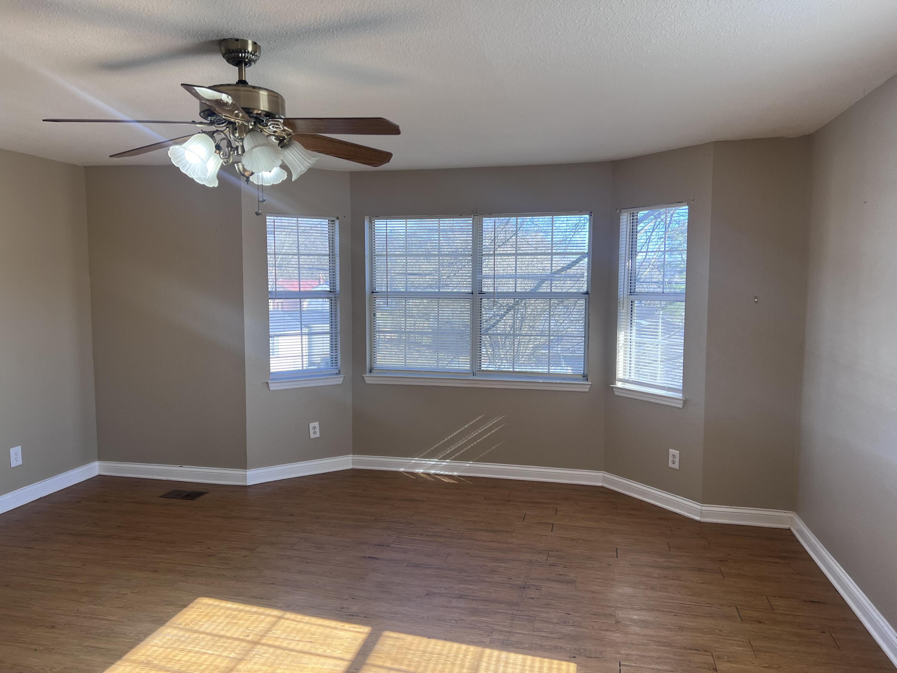 11367 Valley Street Soddy Daisy, TN 37379 - Photo 2 of 7 IMG_0283