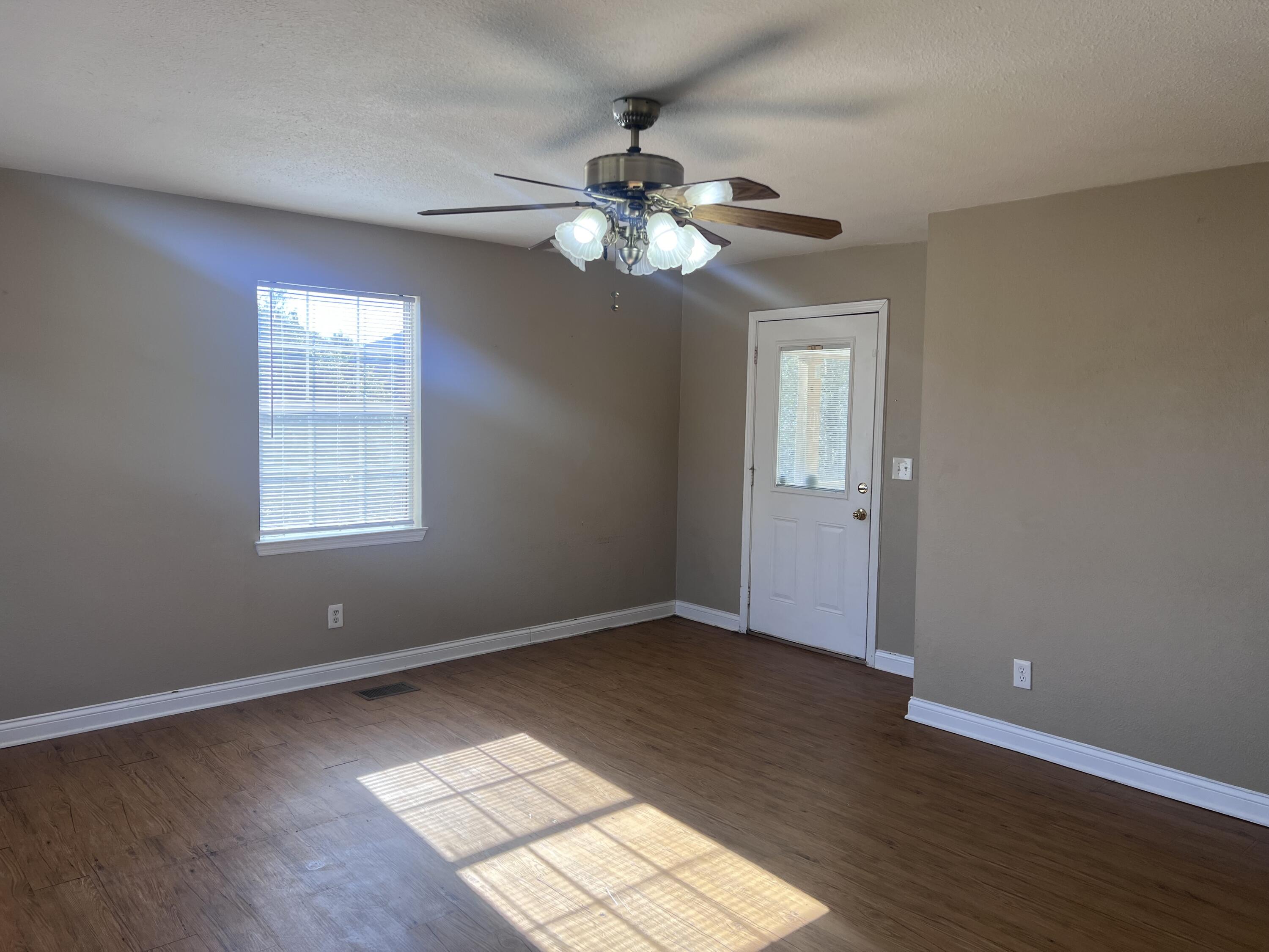 11367 Valley Street Soddy Daisy, TN 37379 - Photo 3 of 7 IMG_0284