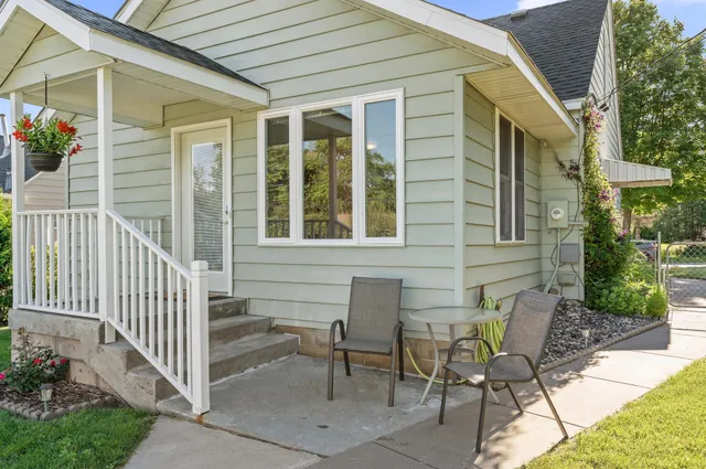 $369,900 | 3514 Sumter Avenue South, St. Louis Park, MN 55426