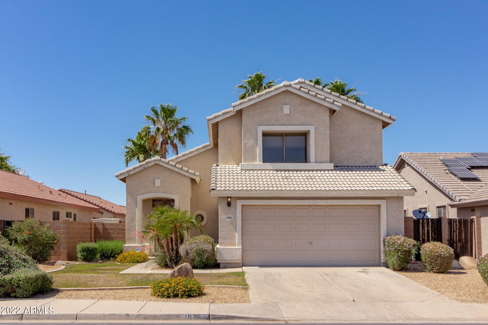 16784 West Southampton Road Surprise, AZ 85374 - Photo 11 of 33 Front of Home