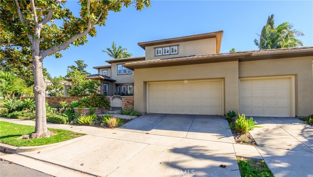 2 Bayleaf Lane Irvine, CA 92620 - Photo 6 of 40 a front view of a house with garden