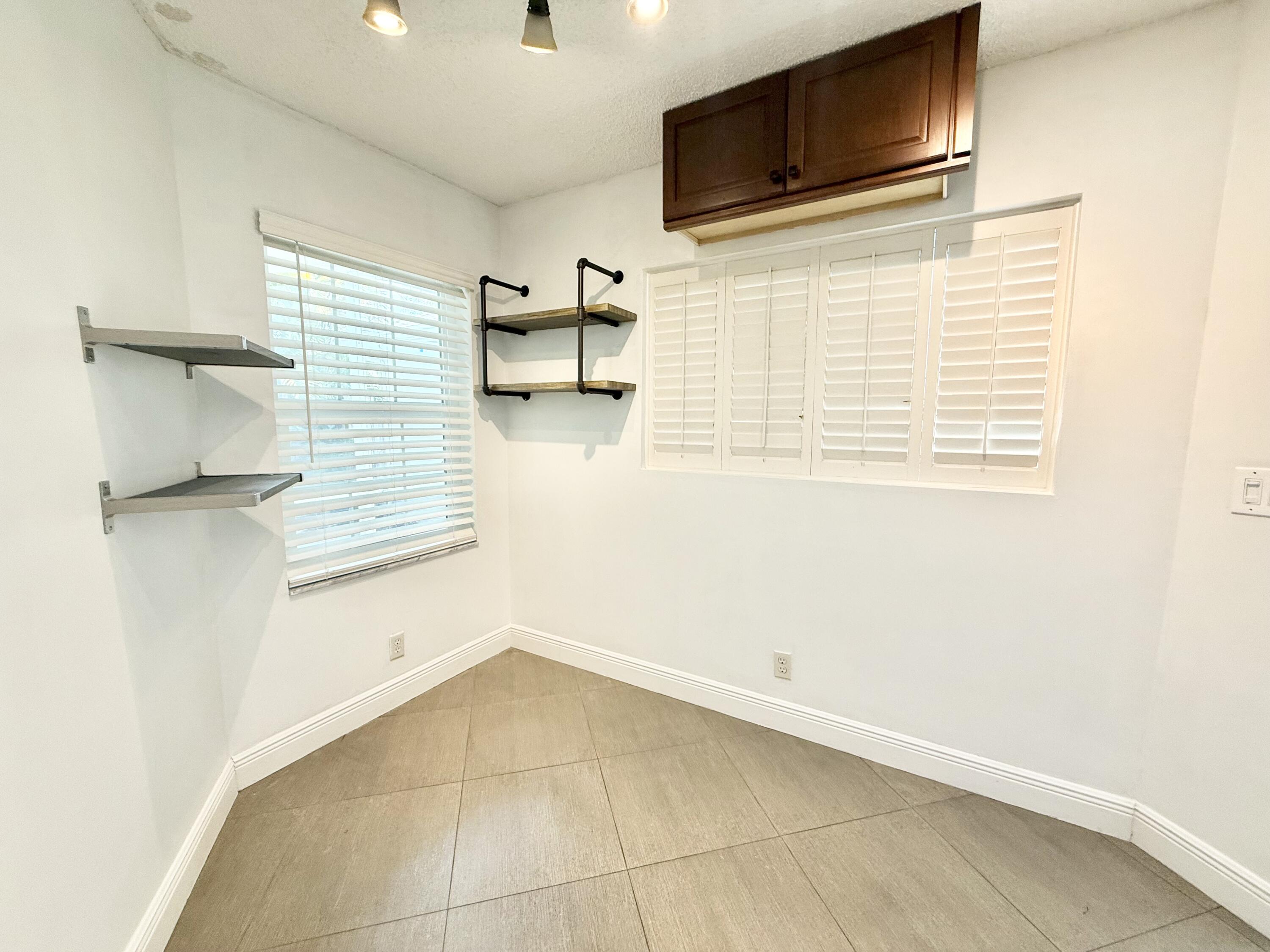 9190 Boca Gardens Parkway, Unit B Boca Raton, FL 33496 - Photo 17 of 35 BREAKFAST NOOK
