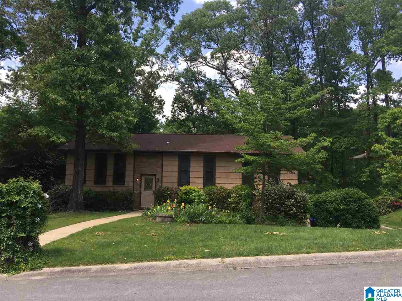 1812 Mohawk Drive Alabaster, AL 35007 - Photo 5 of 48
