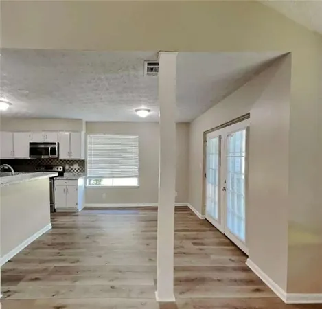 $121,000 | 8602 Creekwood Way, Jonesboro, GA 30238