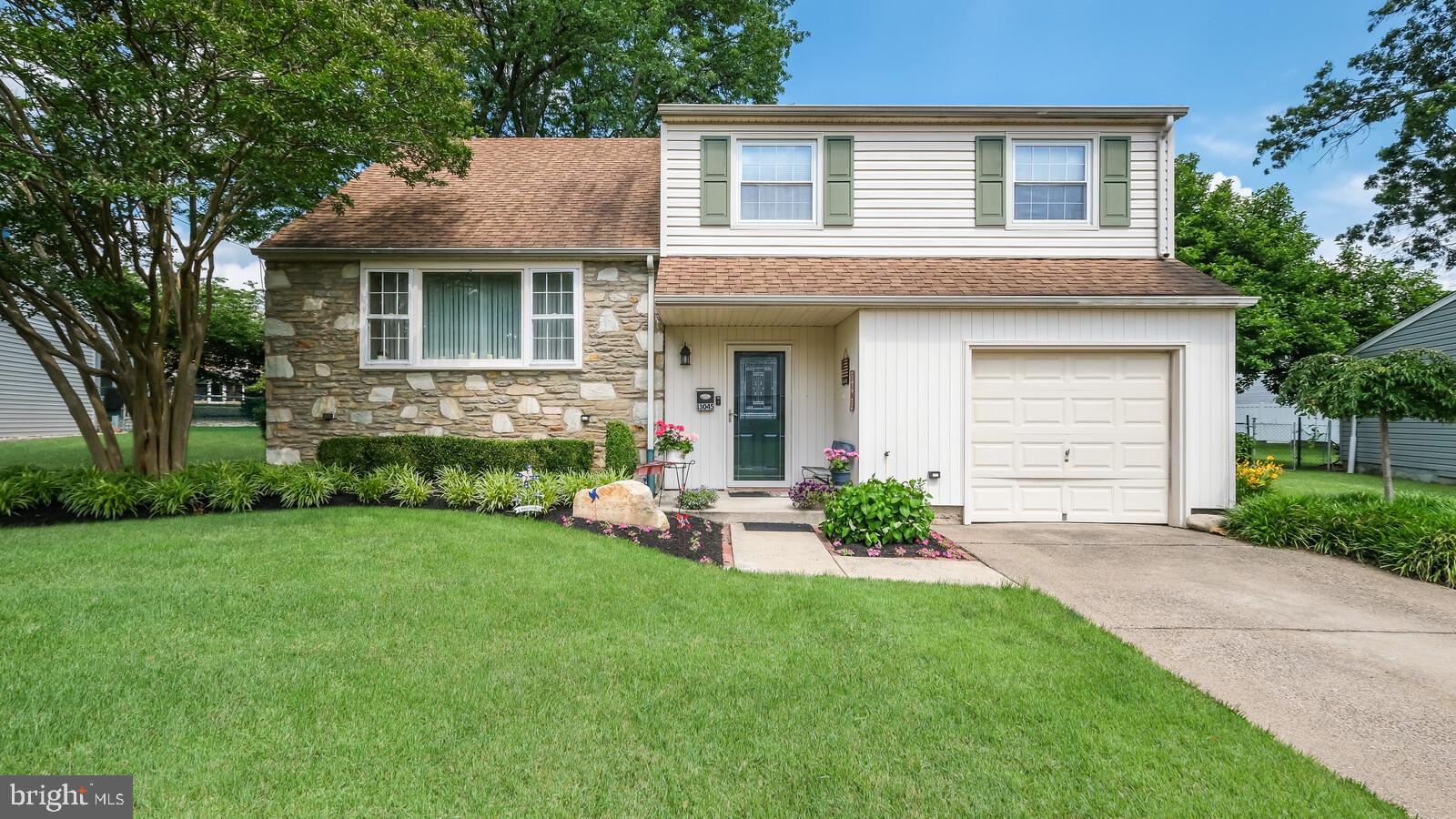Welcome to 13045 Sewell Road