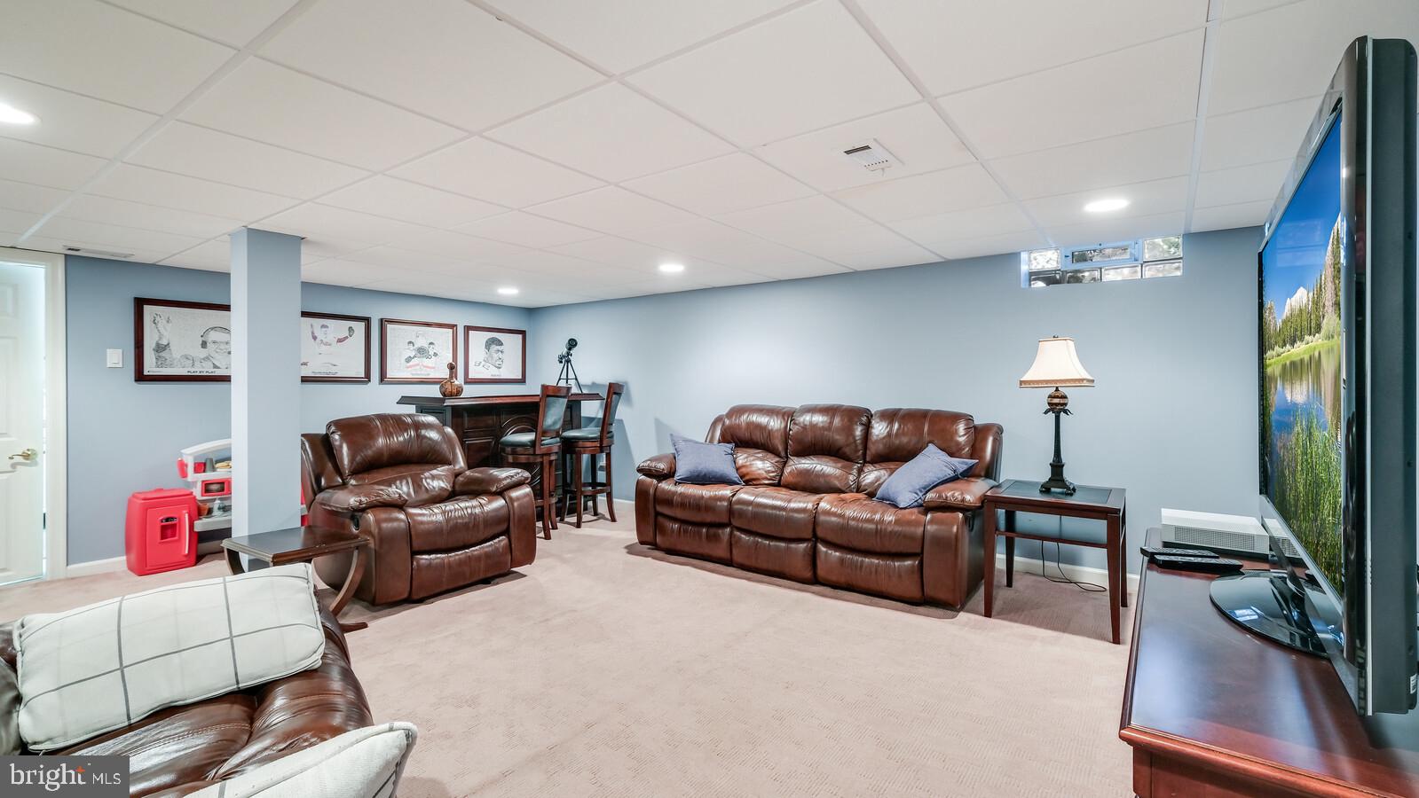 13045 Sewell Road Philadelphia, PA 19116 - Photo 18 of 40 spacious room
