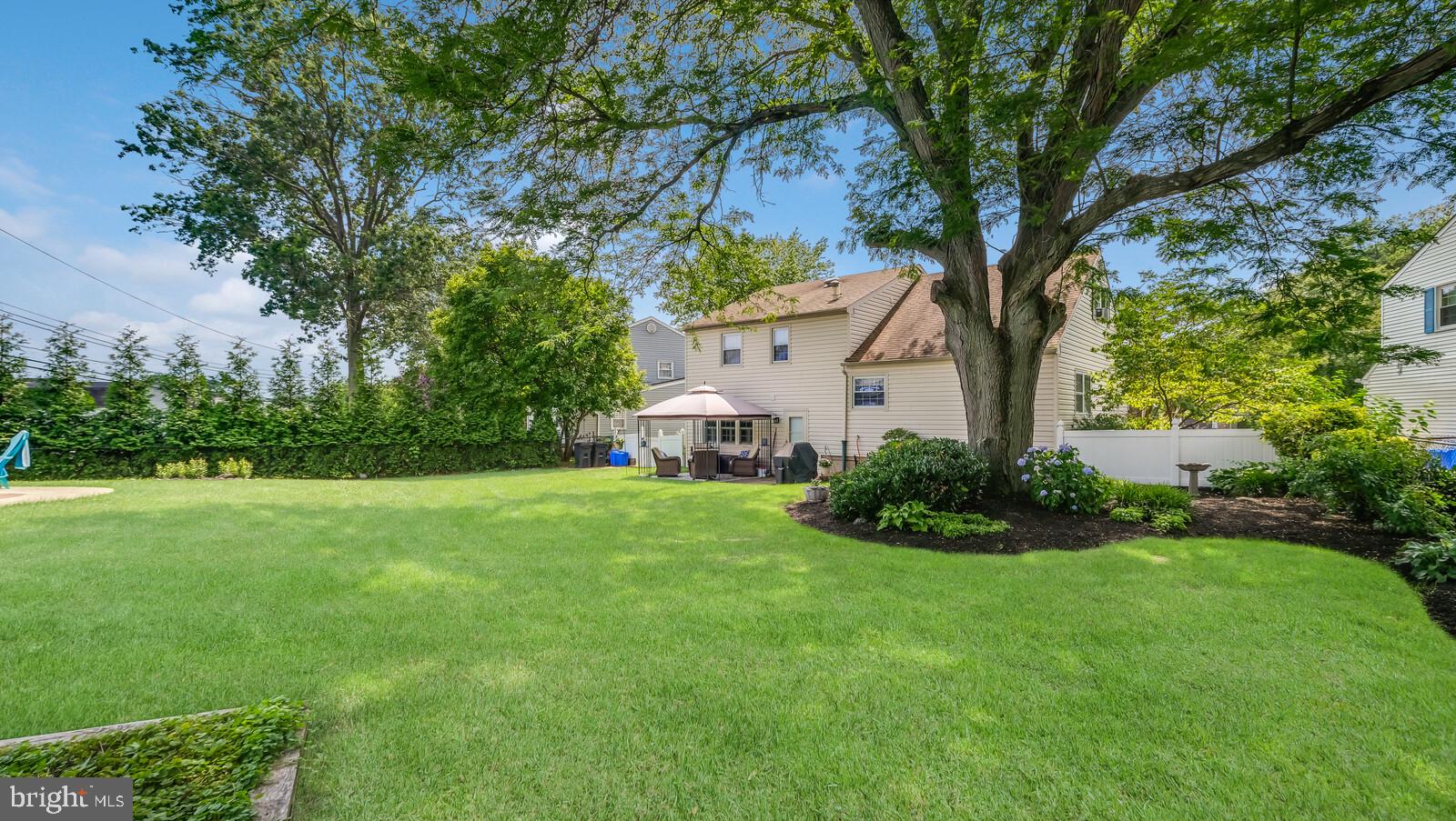 13045 Sewell Road Philadelphia, PA 19116 - Photo 21 of 40 lots of room in the backyard