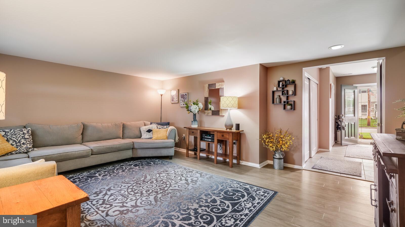 13045 Sewell Road Philadelphia, PA 19116 - Photo 29 of 40 Gallery Image 29