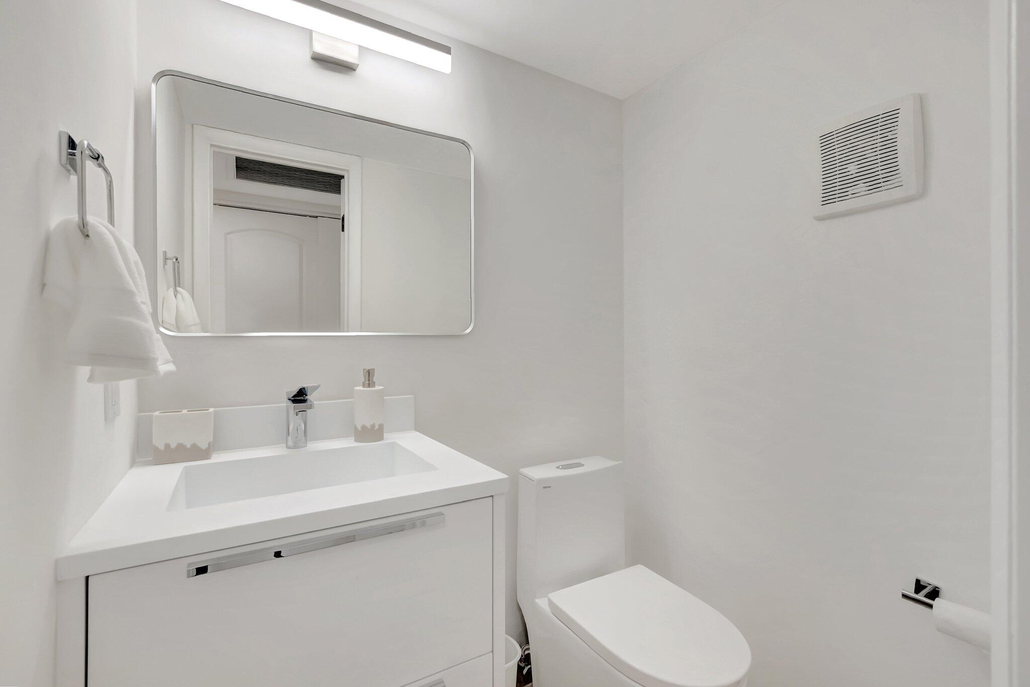 1072 Yarmouth C, Unit 1072 Boca Raton, FL 33434 - Photo 16 of 62 13-web-or-mls-DSC_1151